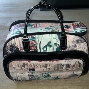 Cute 🥰 Carry On 🗽♥️ 🧳